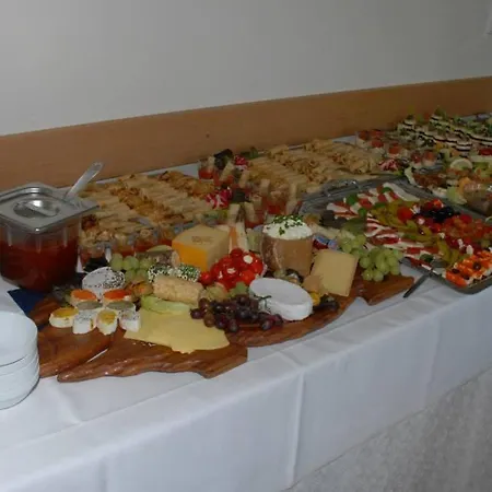 Guest house Vier Linden 2*